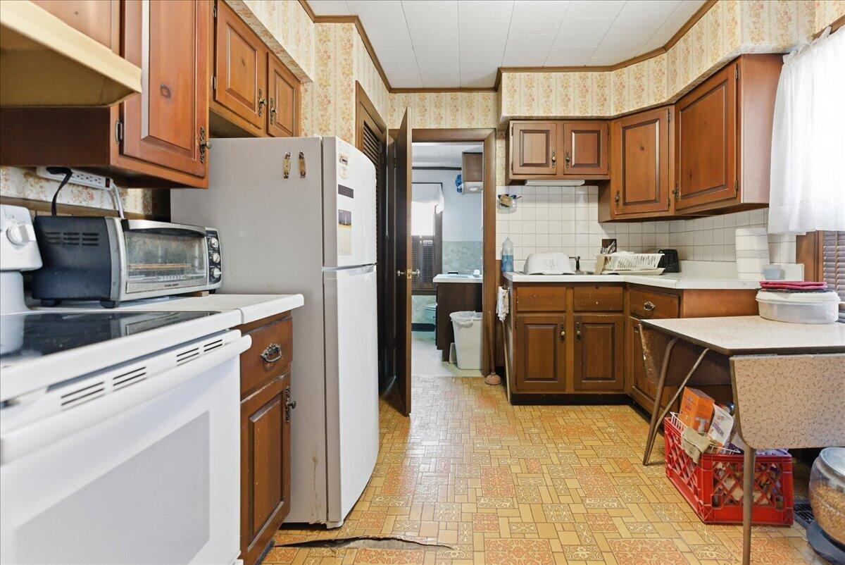 318 Summer Street Auburn ME 04210