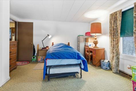 318 Summer Street Auburn ME 04210