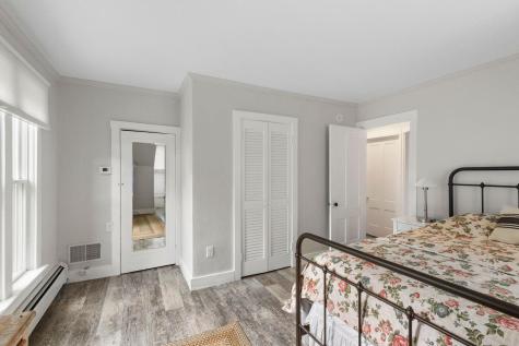 9 Chestnut Hill Street Camden ME 04843