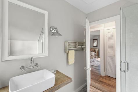 9 Chestnut Hill Street Camden ME 04843