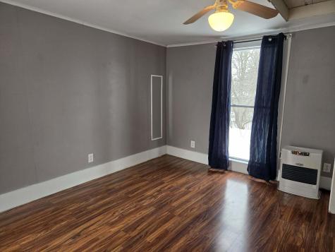 8 Edes Avenue Dover-foxcroft ME 04426