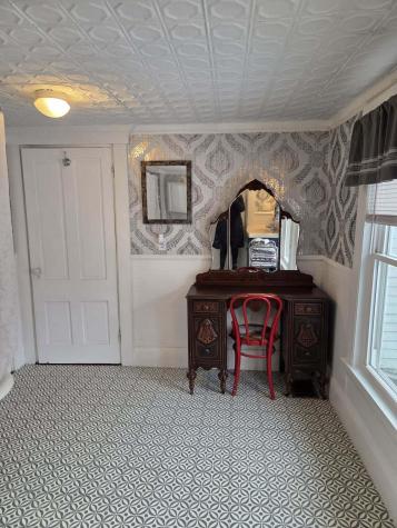 8 Edes Avenue Dover-foxcroft ME 04426