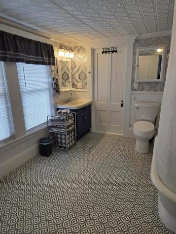 8 Edes Avenue Dover-foxcroft ME 04426