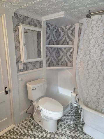 8 Edes Avenue Dover-foxcroft ME 04426