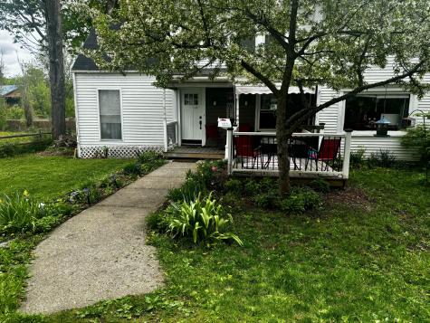 8 Edes Avenue Dover-foxcroft ME 04426