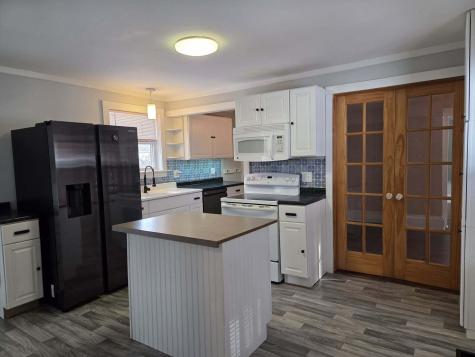 8 Edes Avenue Dover-foxcroft ME 04426