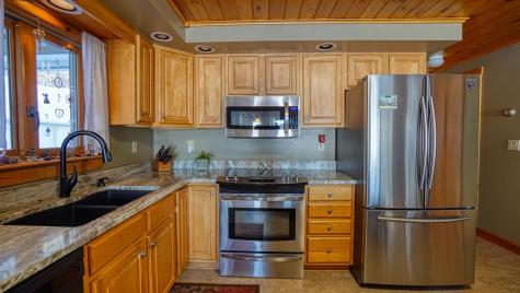 20 Snappers Cove Belgrade ME 04917