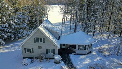 20 Snappers Cove Belgrade ME 04917