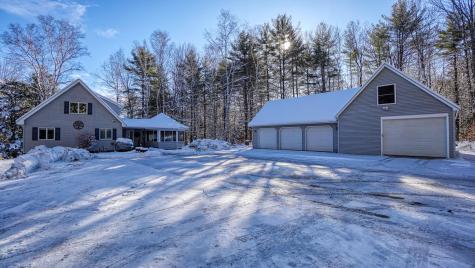 20 Snappers Cove Belgrade ME 04917