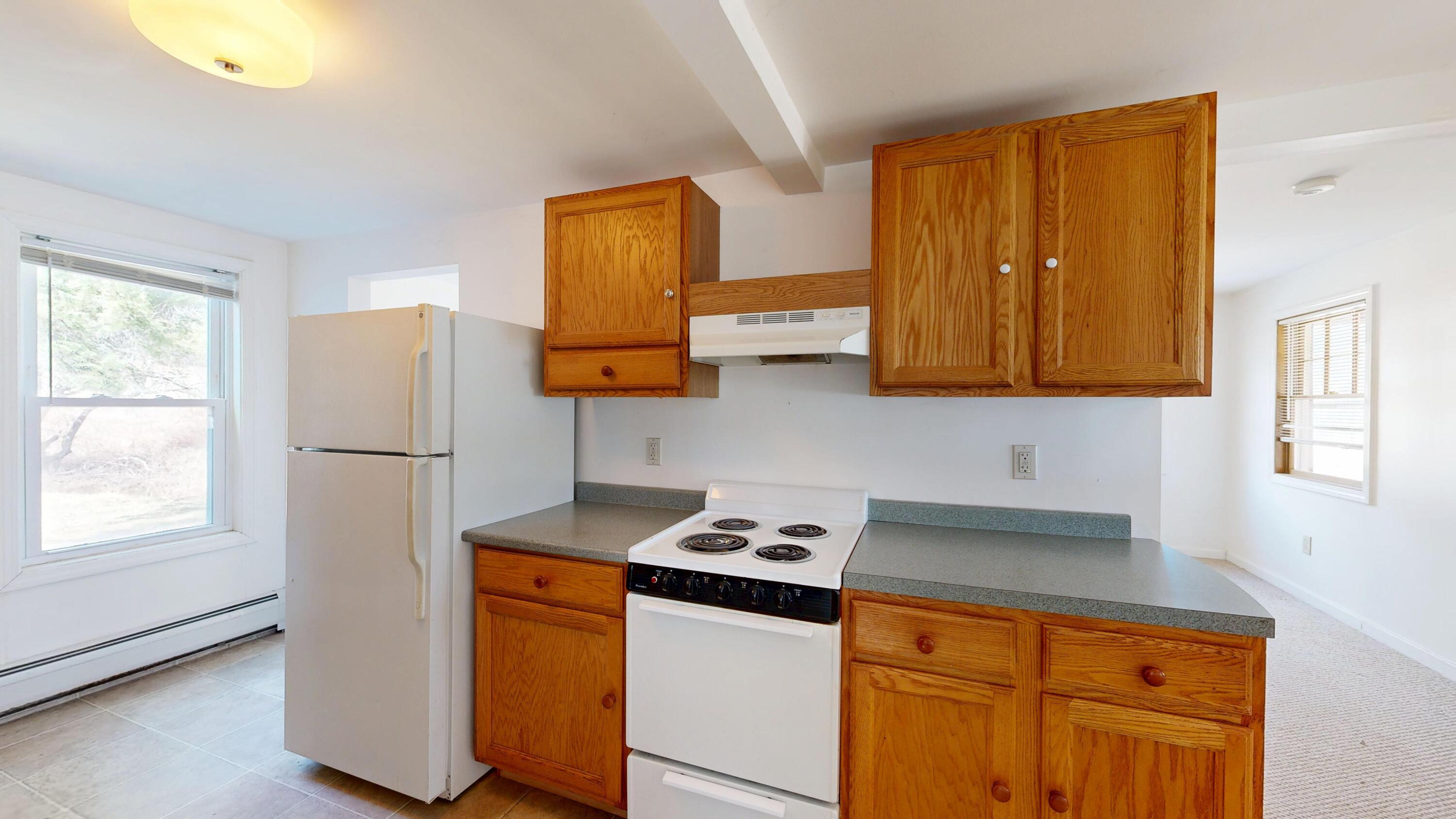 537 Riverside Drive Auburn ME 04210