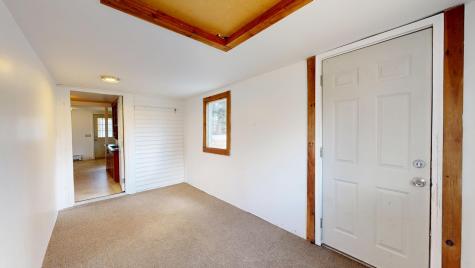 537 Riverside Drive Auburn ME 04210