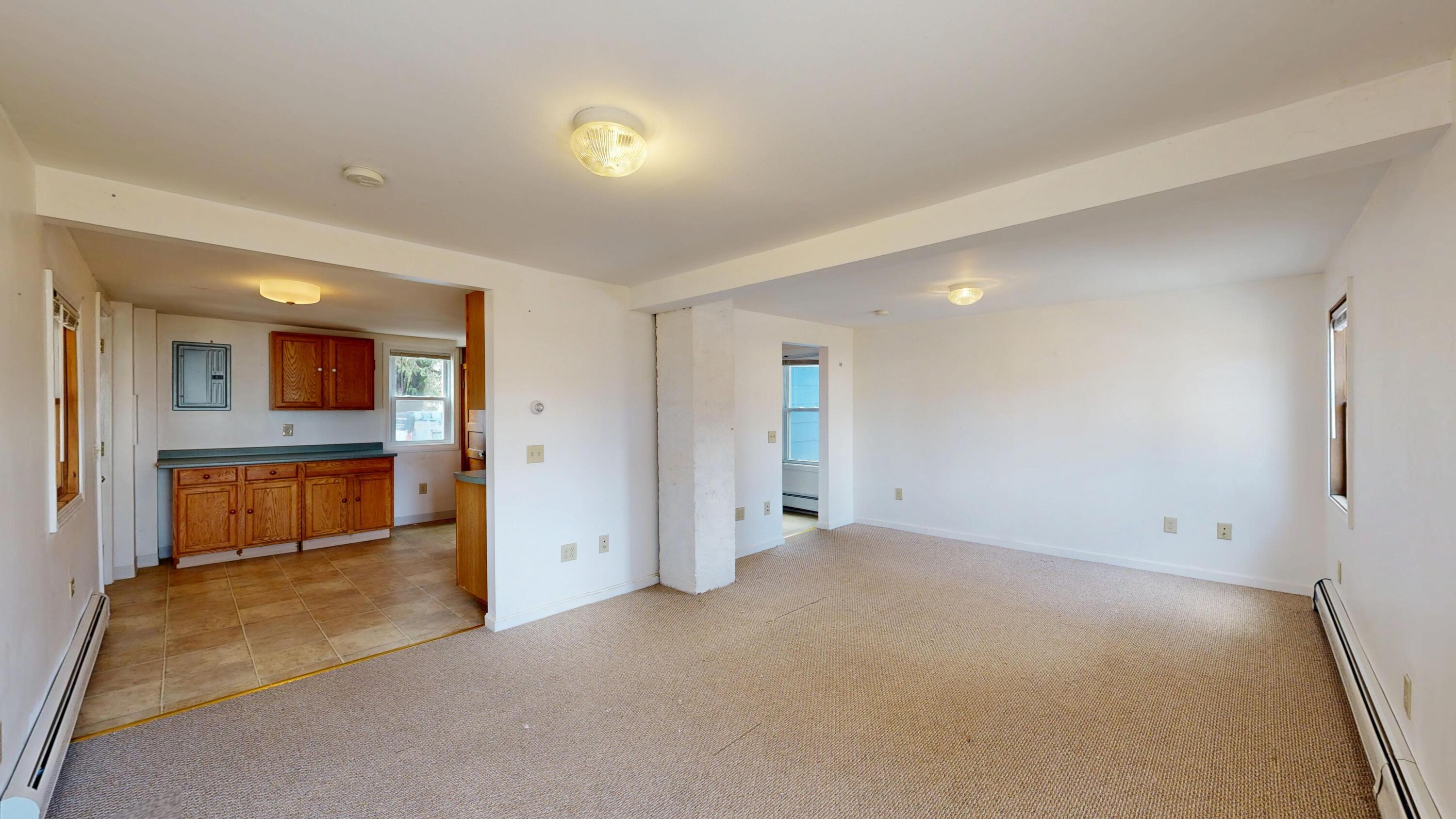 537 Riverside Drive Auburn ME 04210