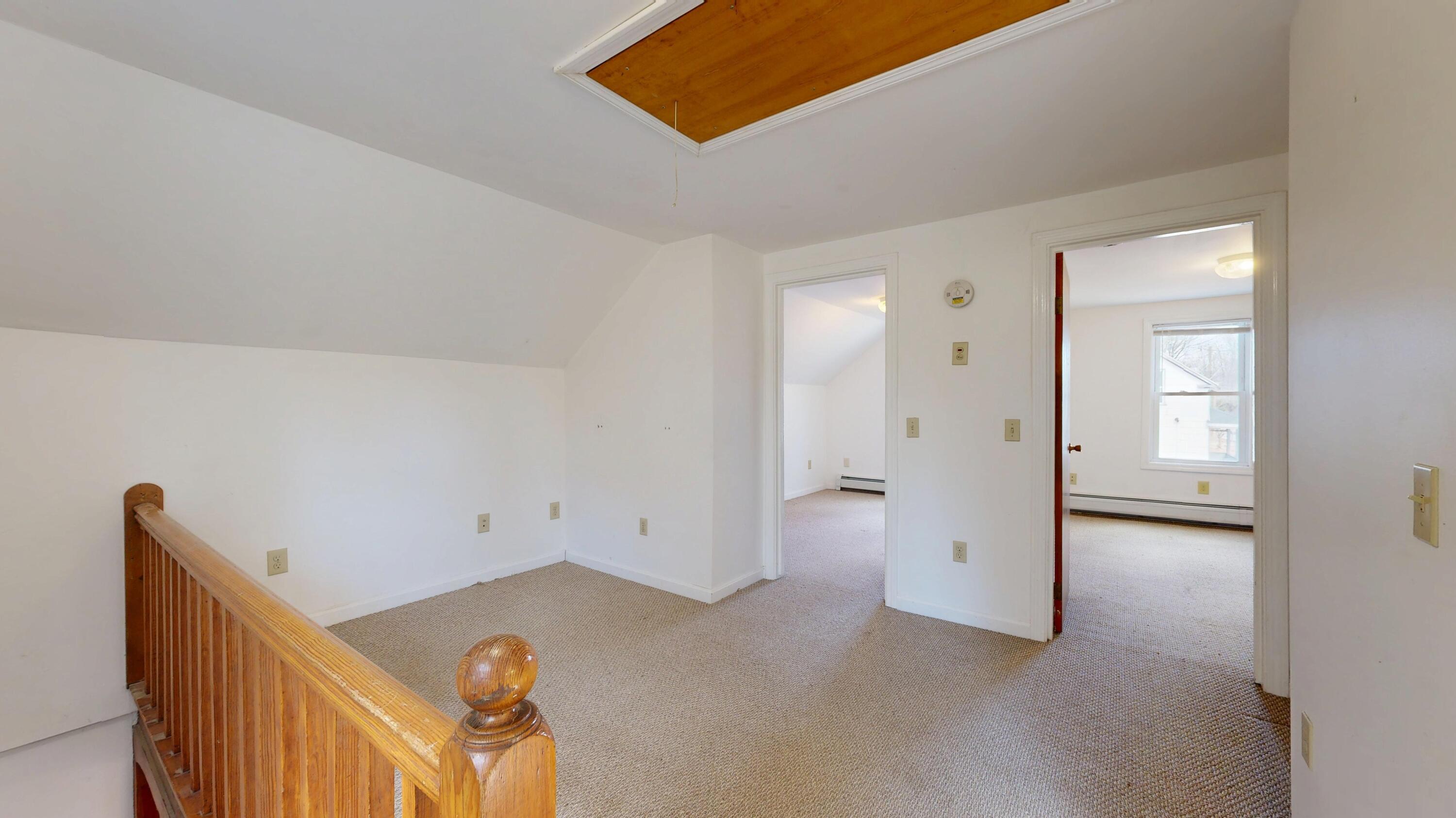 537 Riverside Drive Auburn ME 04210