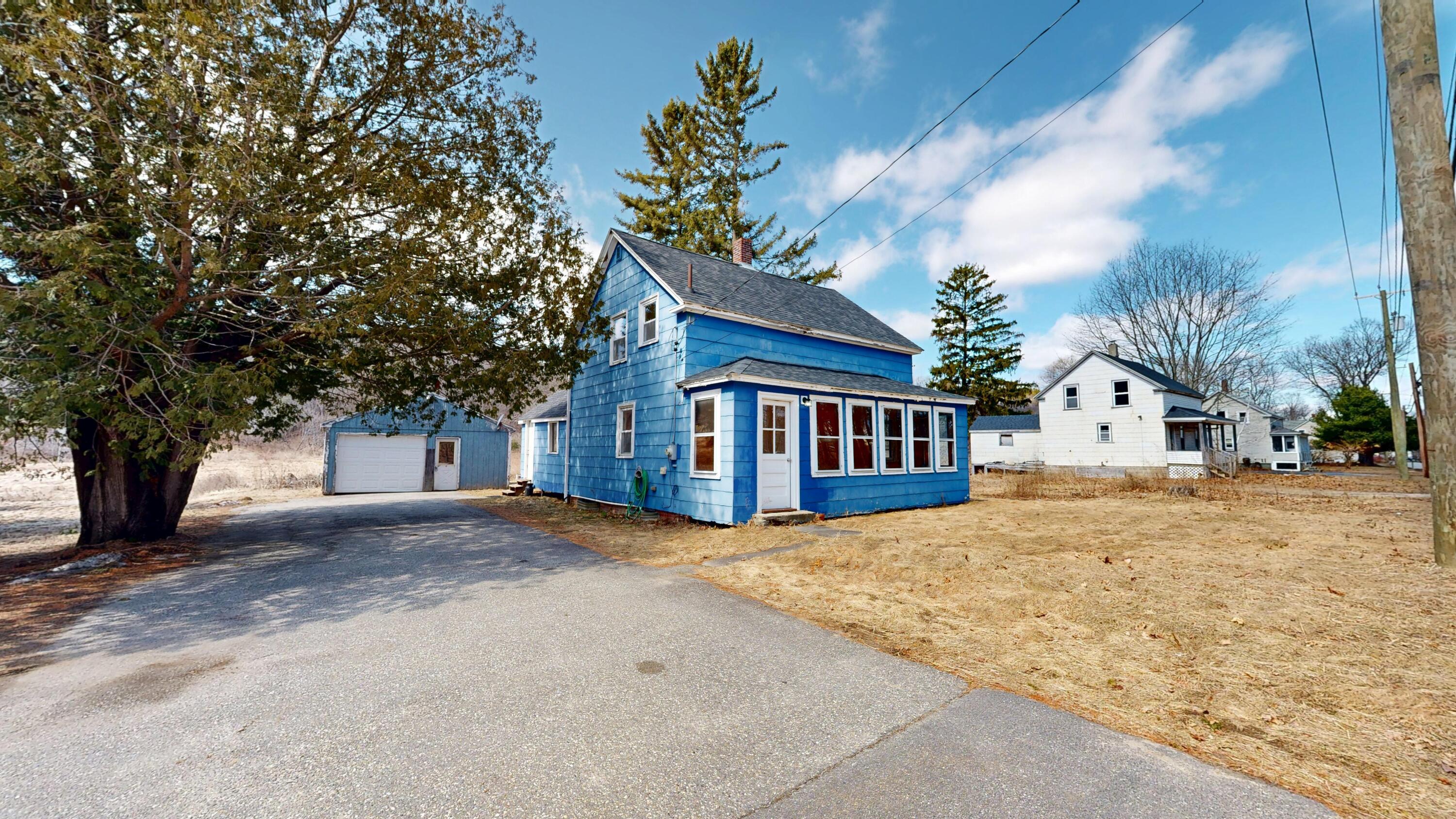 537 Riverside Drive Auburn ME 04210