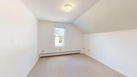 537 Riverside Drive Auburn ME 04210