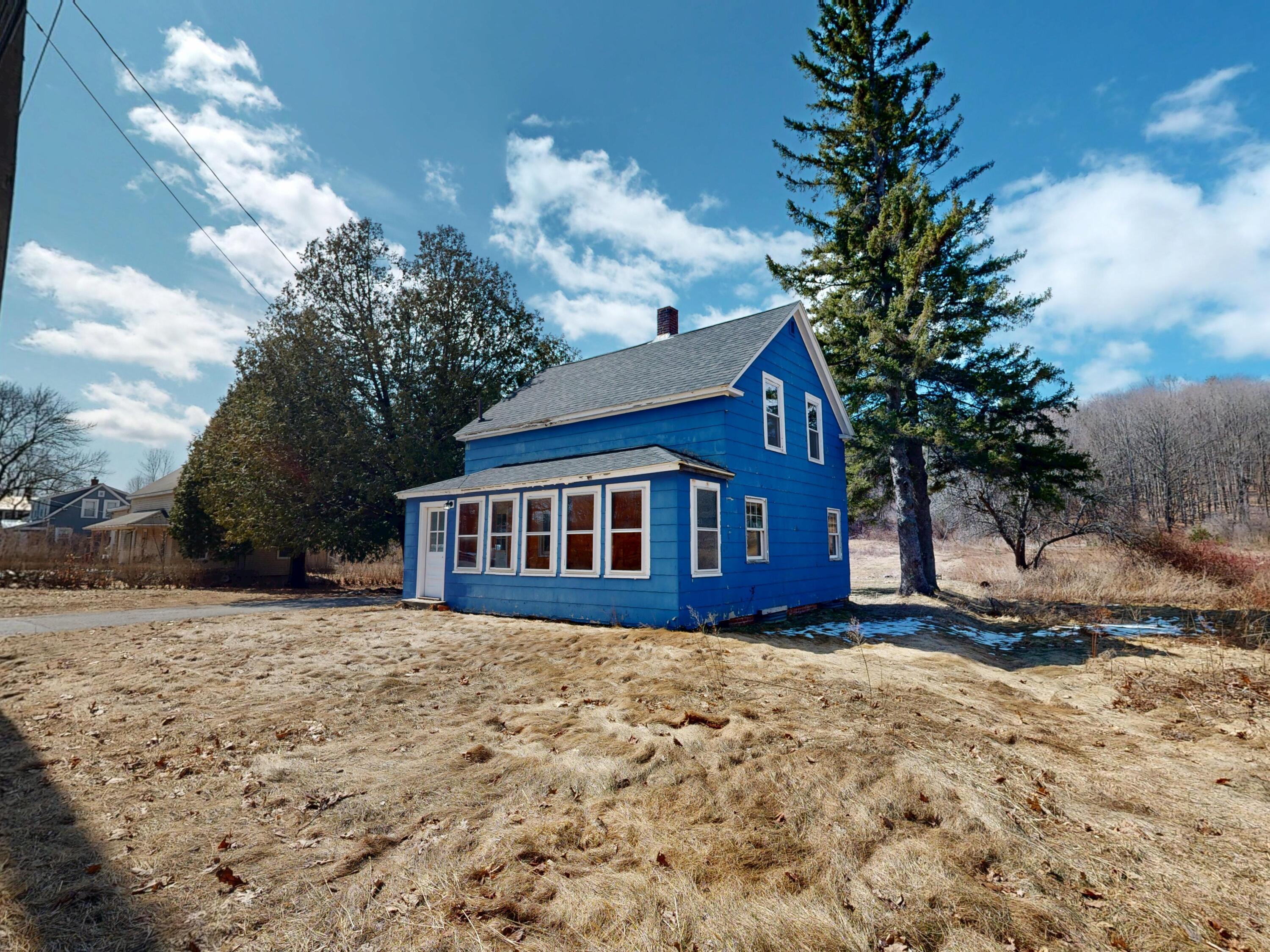 537 Riverside Drive Auburn ME 04210