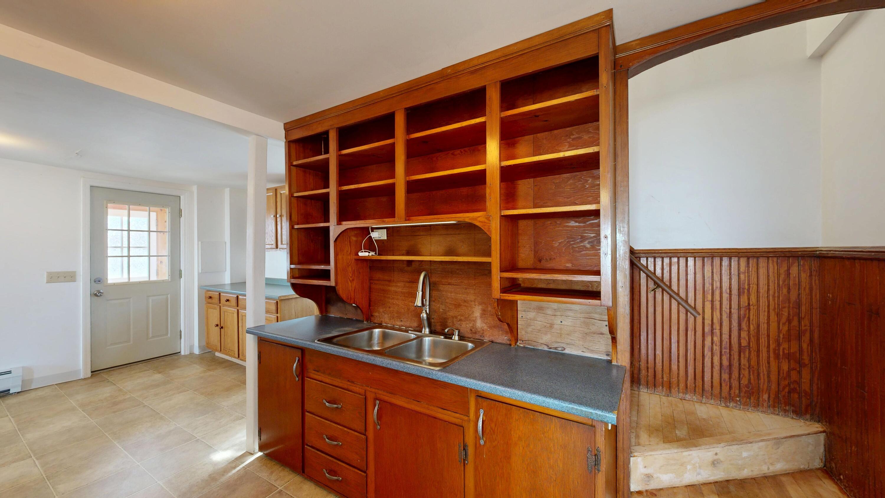 537 Riverside Drive Auburn ME 04210