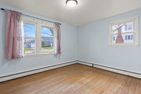 50 Loring Avenue Auburn ME 04210