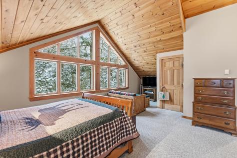 9 Blue Jay Lane Bridgton ME 04009