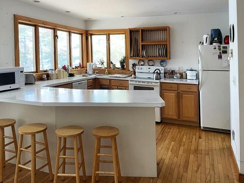 16 Townley Drive Damariscotta ME 04543