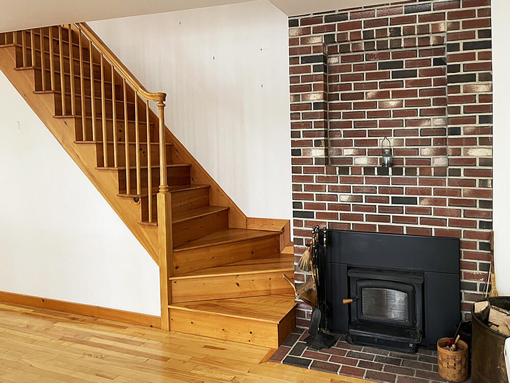 16 Townley Drive Damariscotta ME 04543