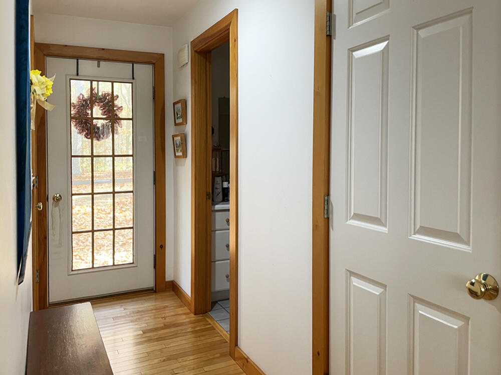 16 Townley Drive Damariscotta ME 04543