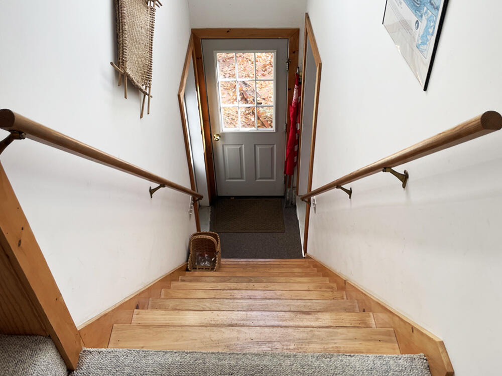 16 Townley Drive Damariscotta ME 04543