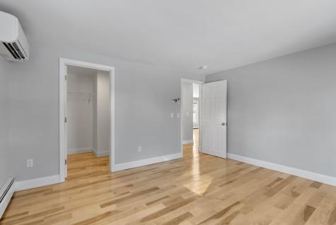 19 Jeanne Court Portland ME 04102