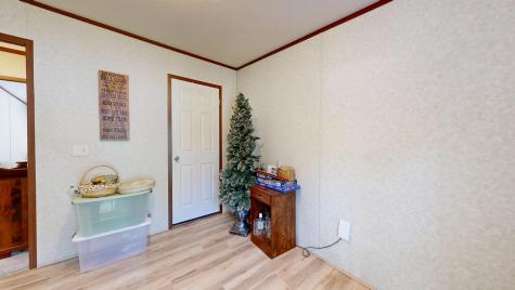 67 Pinewoods Road Lisbon ME 04250