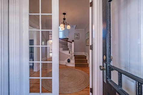 31 Bramhall Street Portland ME 04102