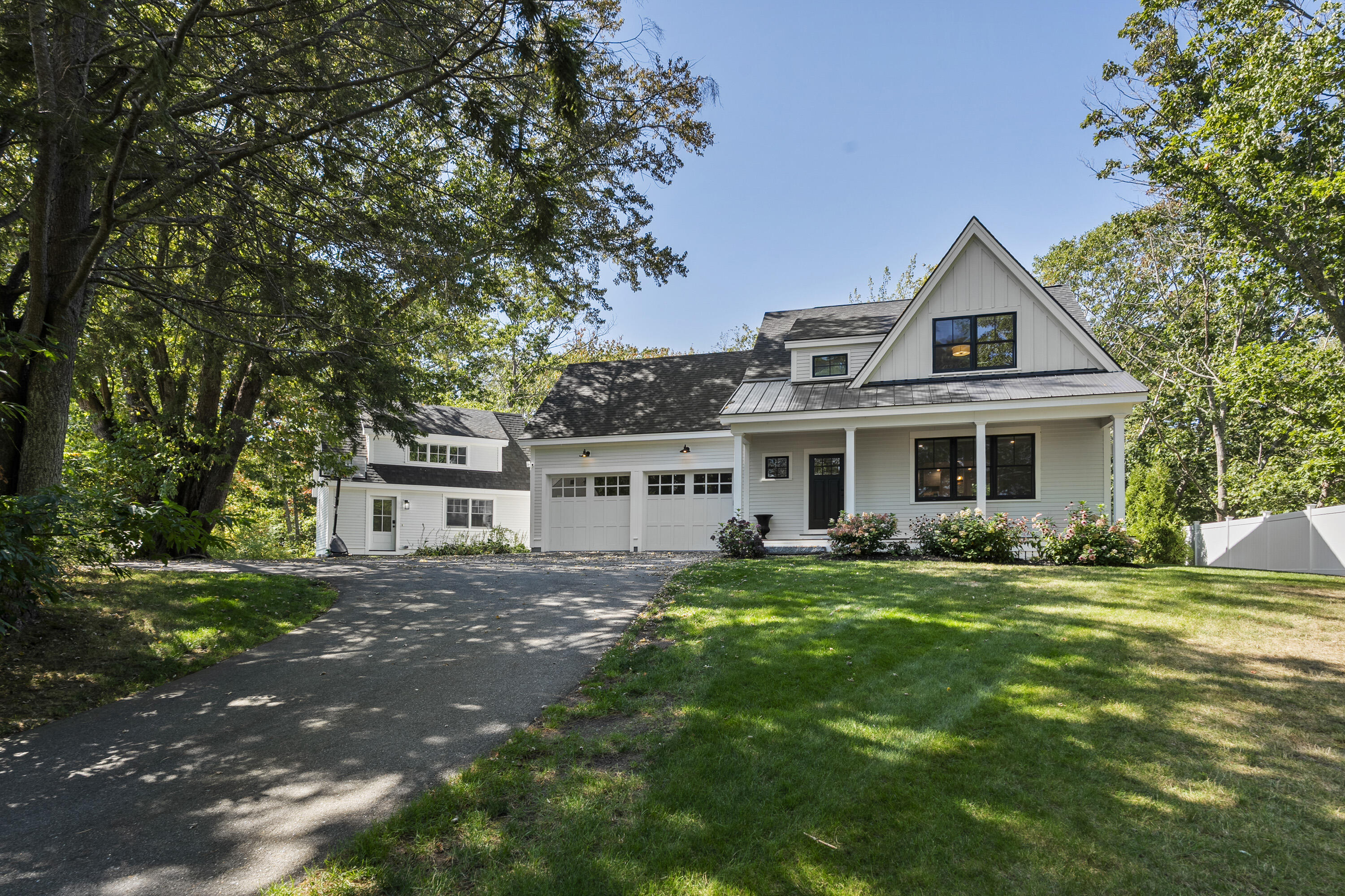 Kennebunkport ME, 160 Main Street Rear