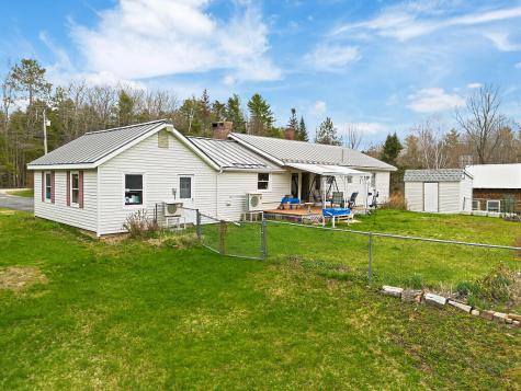 703 Hallowell Road Chelsea ME 04330