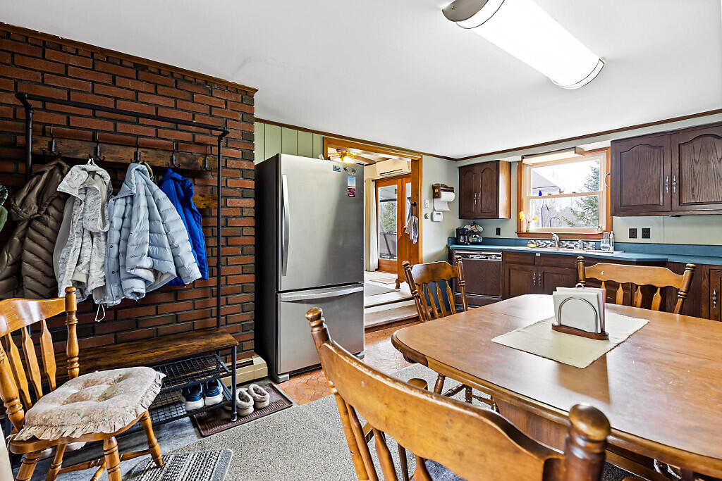 703 Hallowell Road Chelsea ME 04330