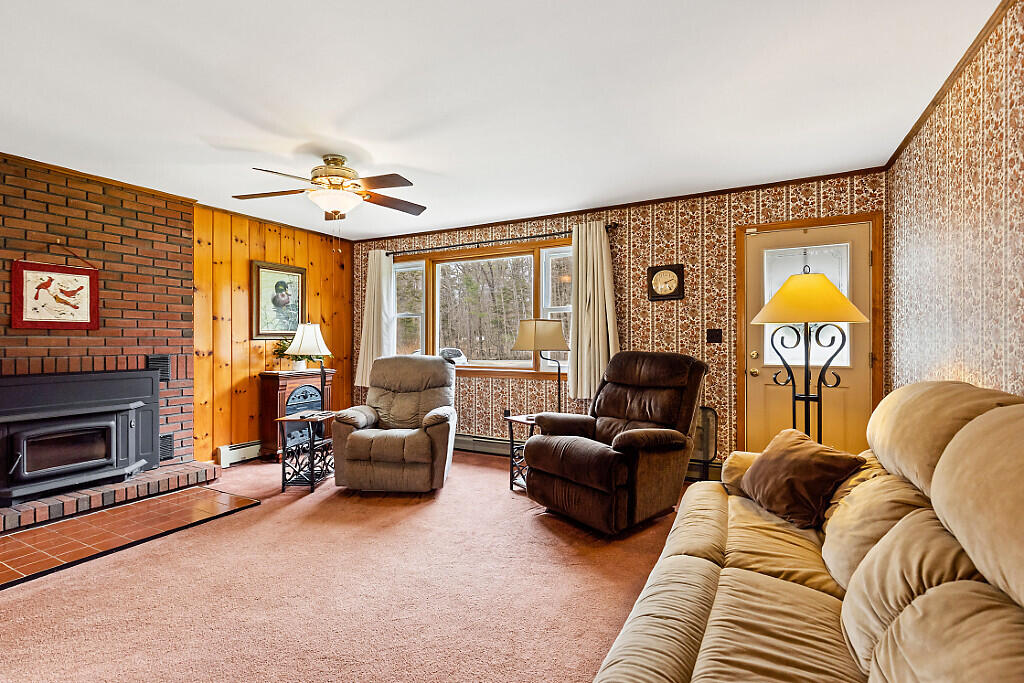 703 Hallowell Road Chelsea ME 04330