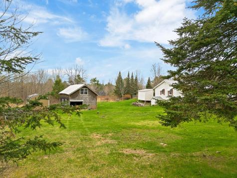 703 Hallowell Road Chelsea ME 04330