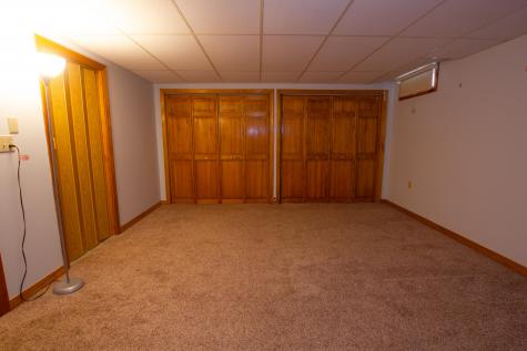 85 Glendale Avenue Auburn ME 04210