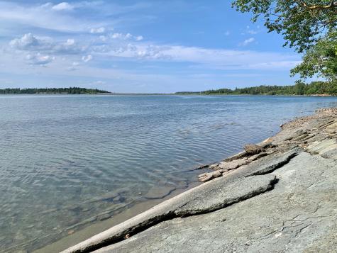 15 Snyder Road Eastport ME 04631