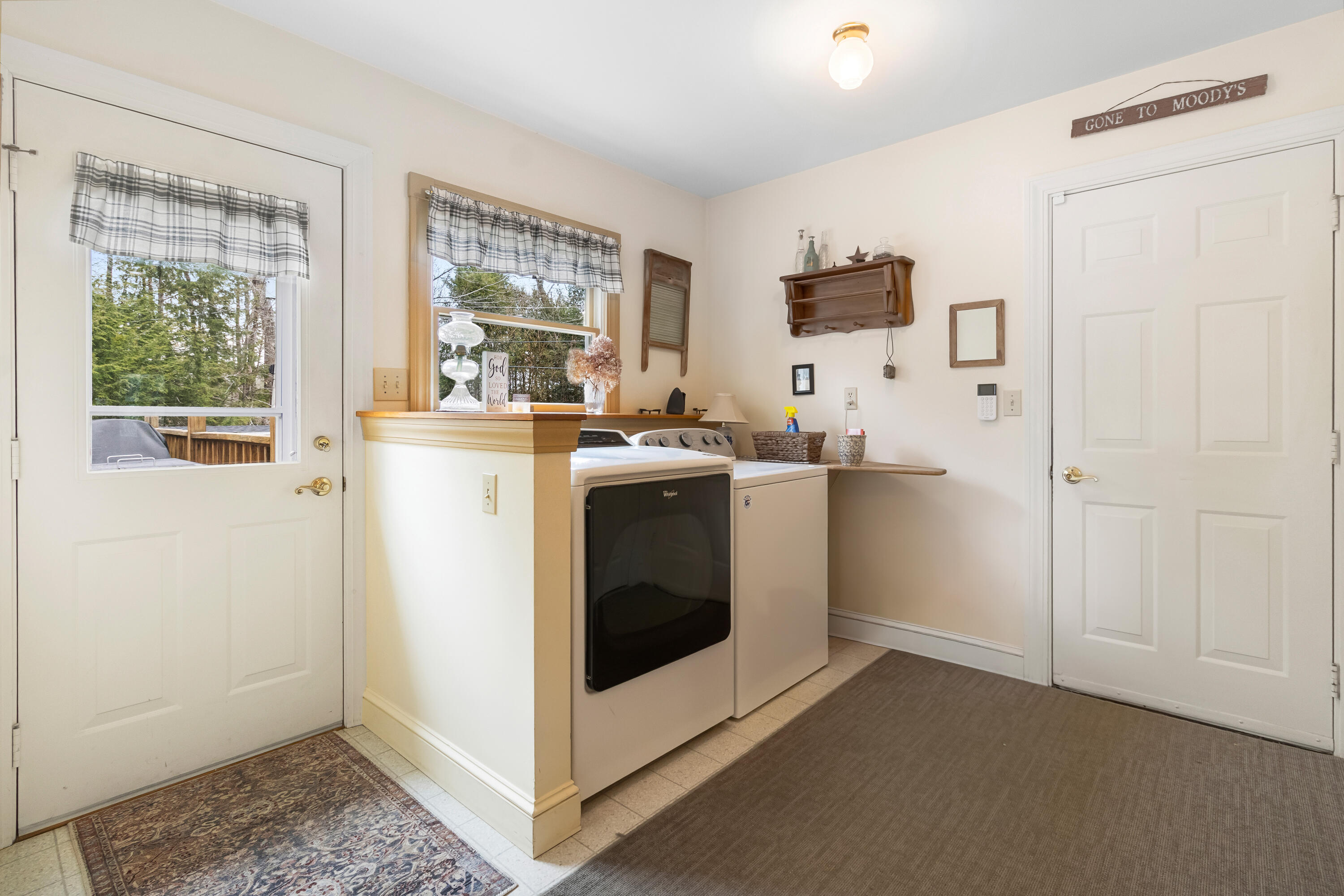127 Moody's Island Road Nobleboro ME 04555