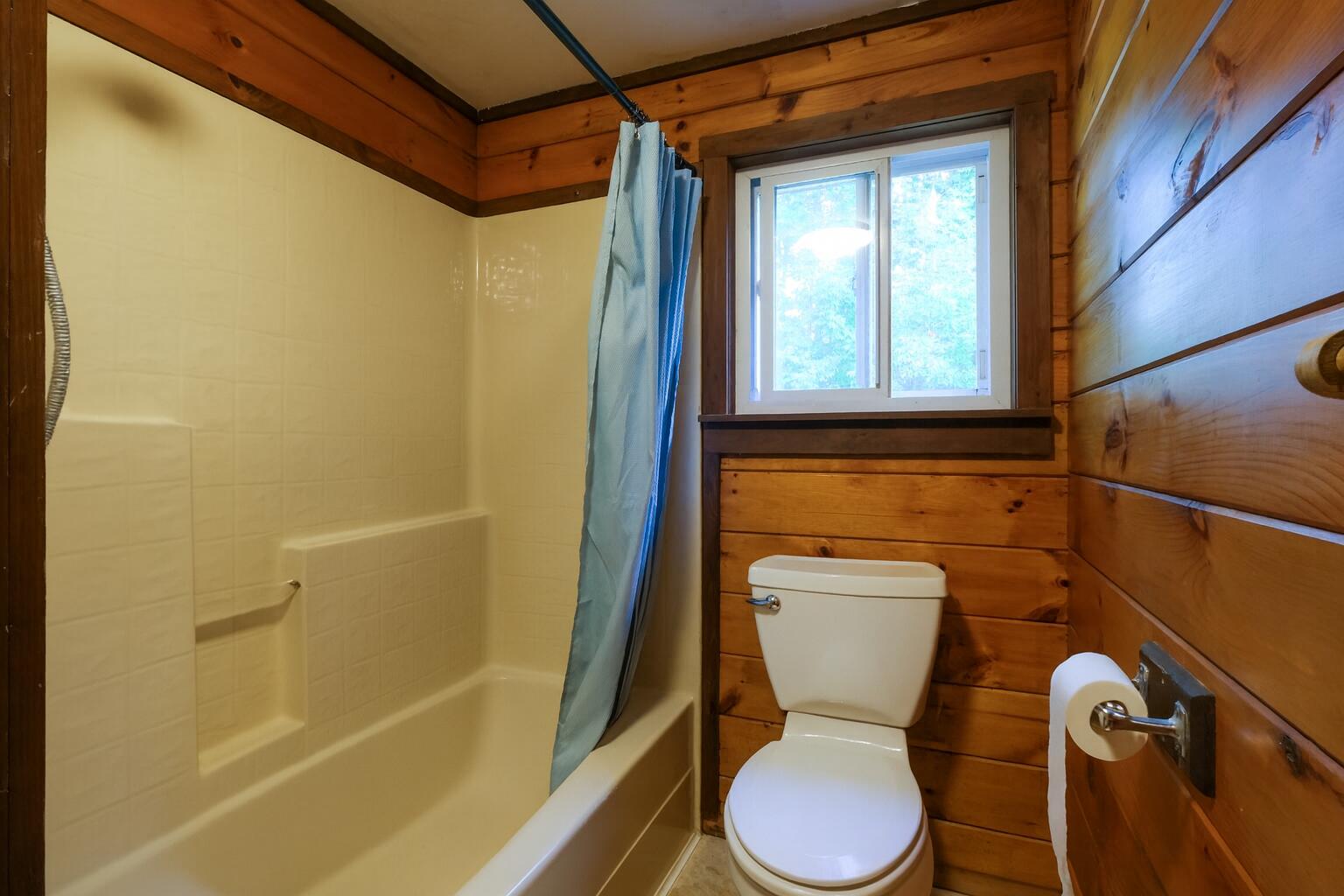 21 Dillon Road Harrison ME 04040