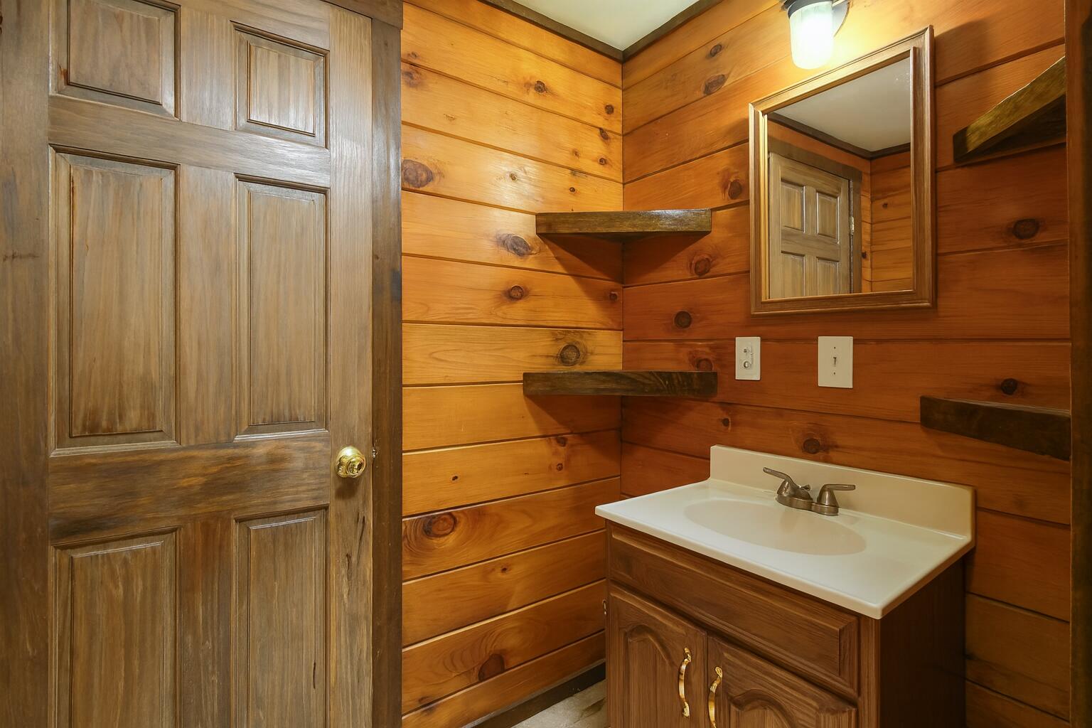 21 Dillon Road Harrison ME 04040