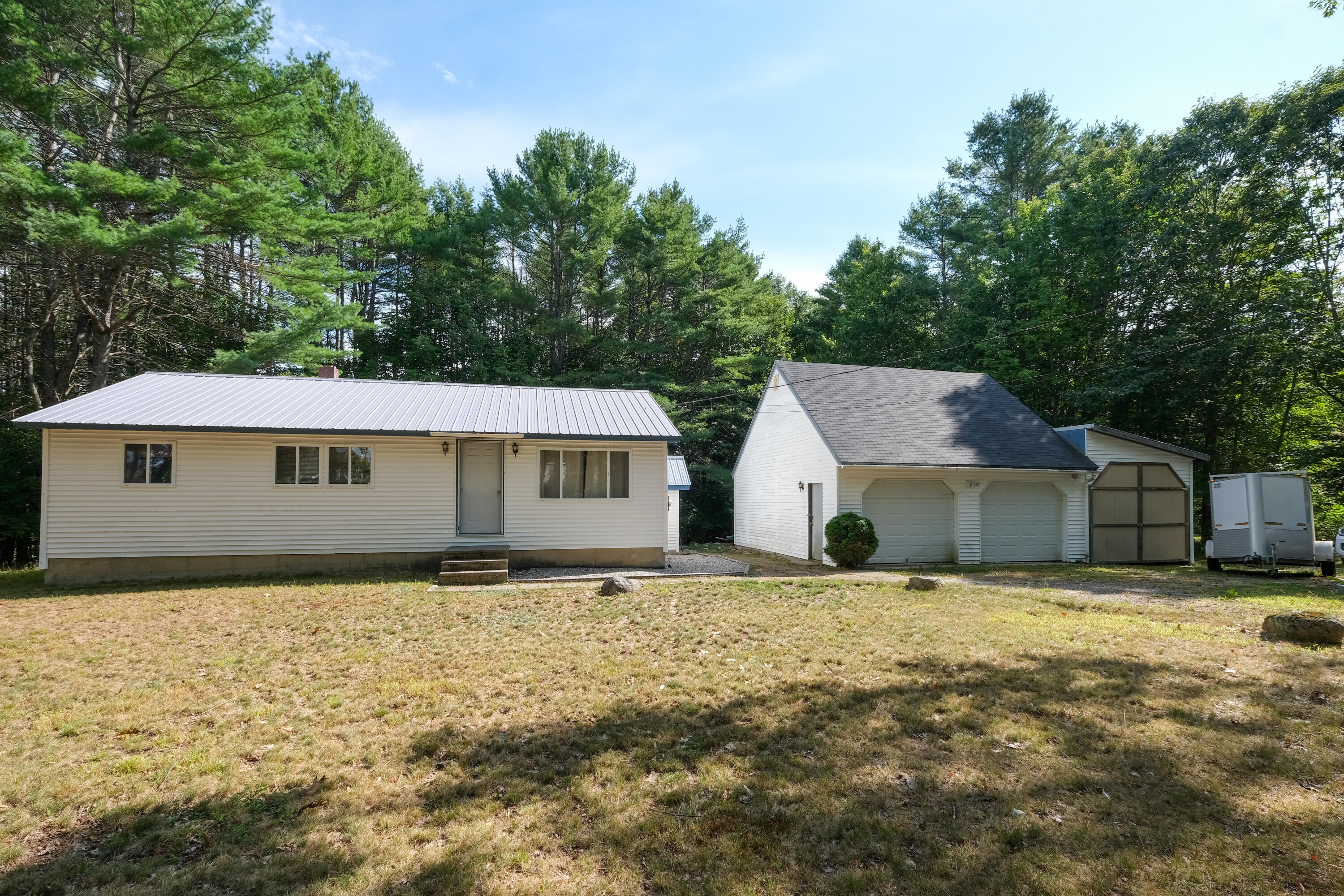 21 Dillon Road Harrison ME 04040