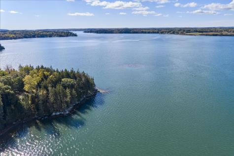 422 Wallston Road Saint George ME 04860