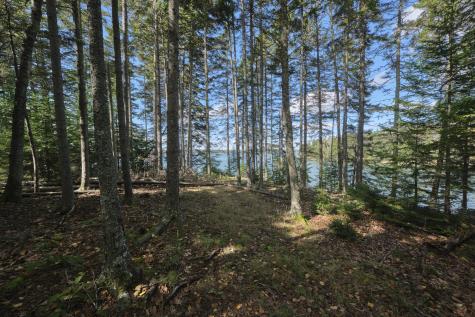 422 Wallston Road Saint George ME 04860