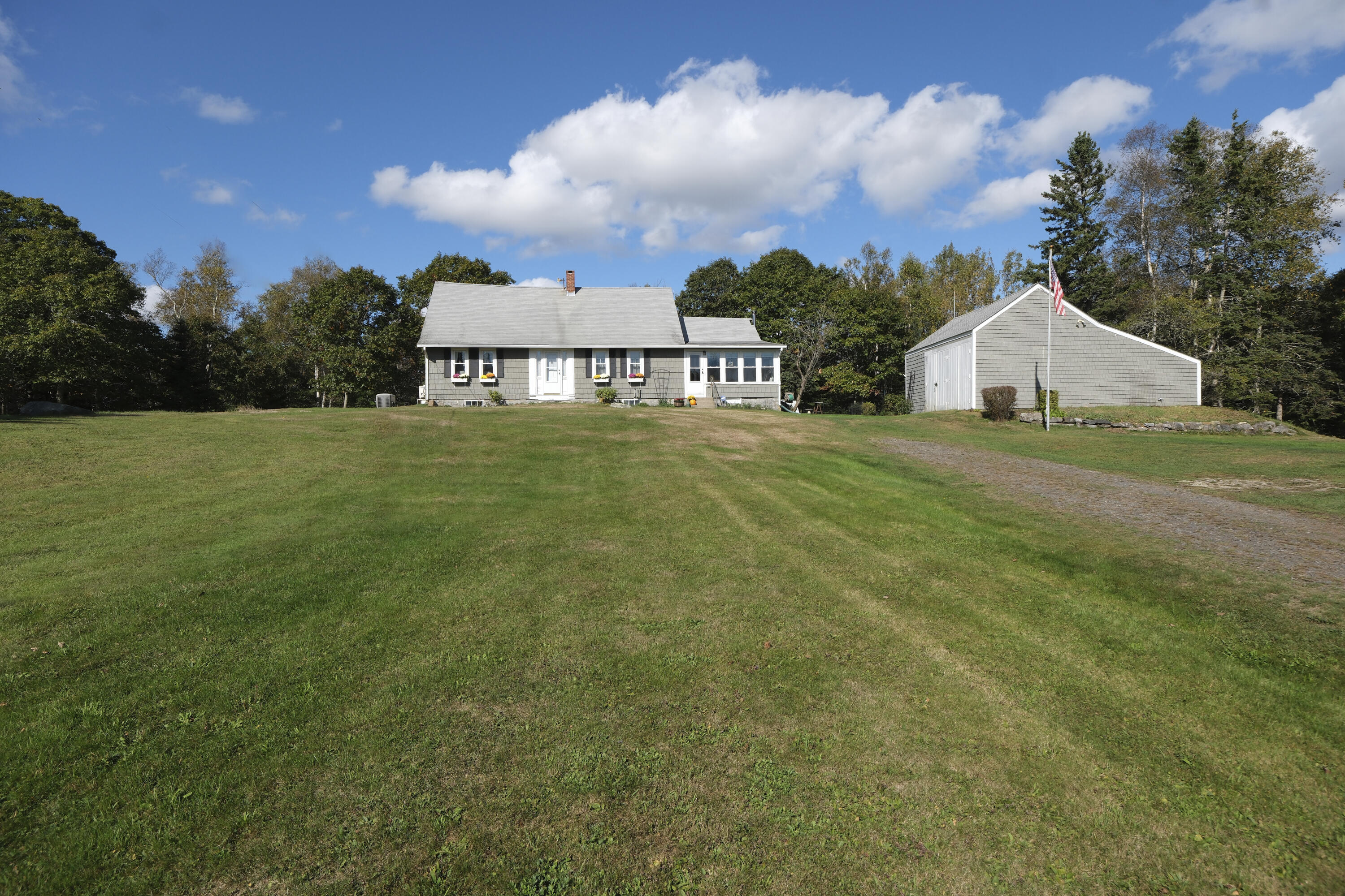 422 Wallston Road Saint George ME 04860