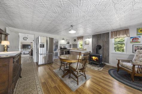 422 Wallston Road Saint George ME 04860