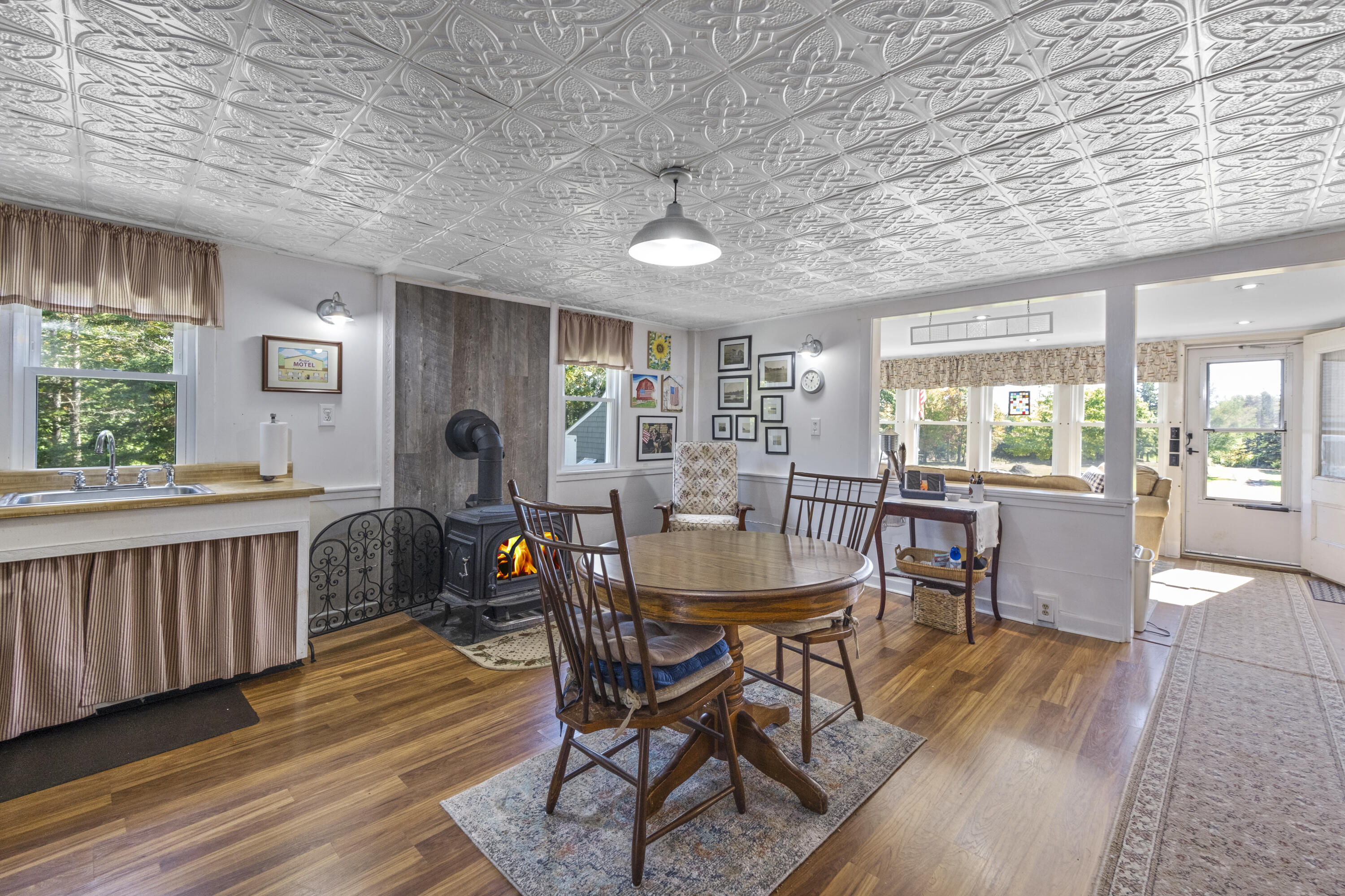 422 Wallston Road Saint George ME 04860