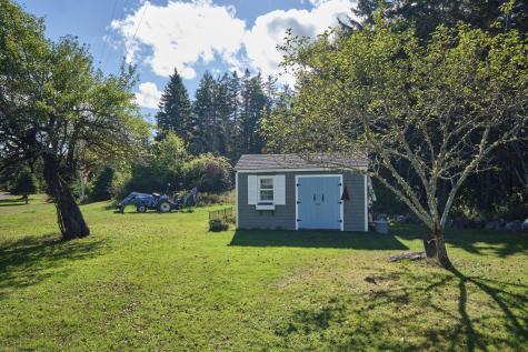 422 Wallston Road Saint George ME 04860