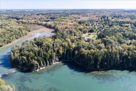 422 Wallston Road Saint George ME 04860