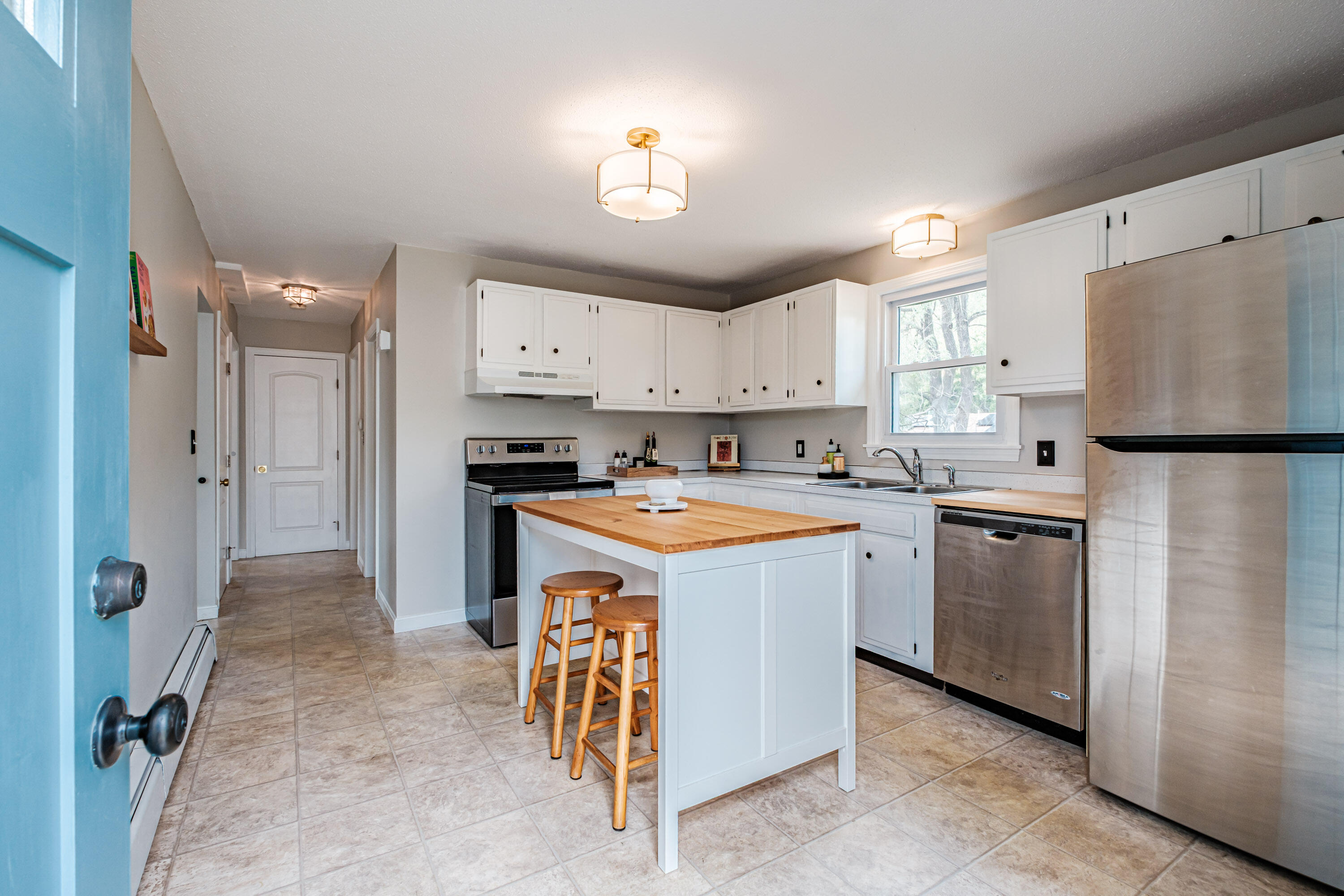 129 Cleveland Circle South Portland ME 04106