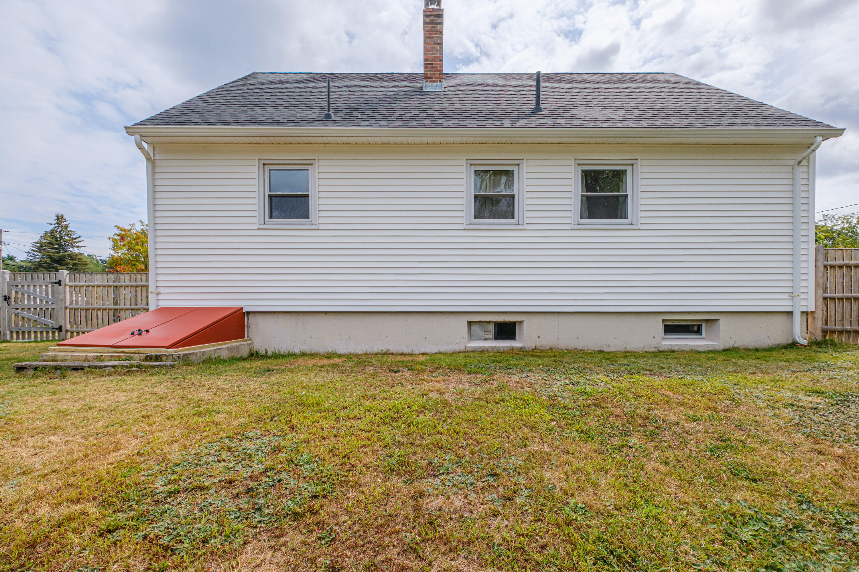 129 Cleveland Circle South Portland ME 04106